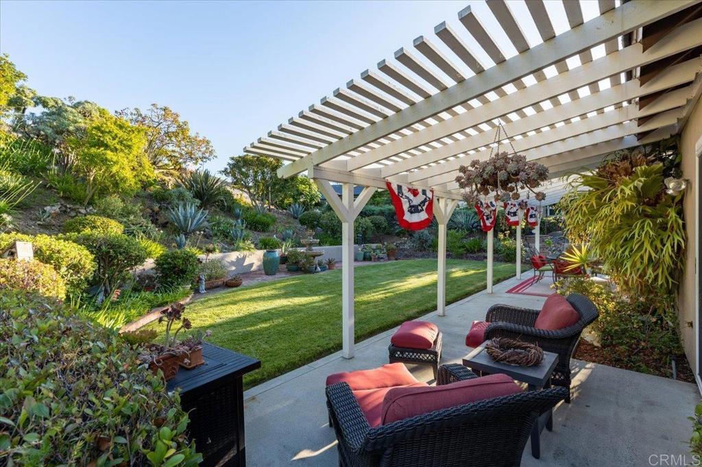 1187 La Granada Dr