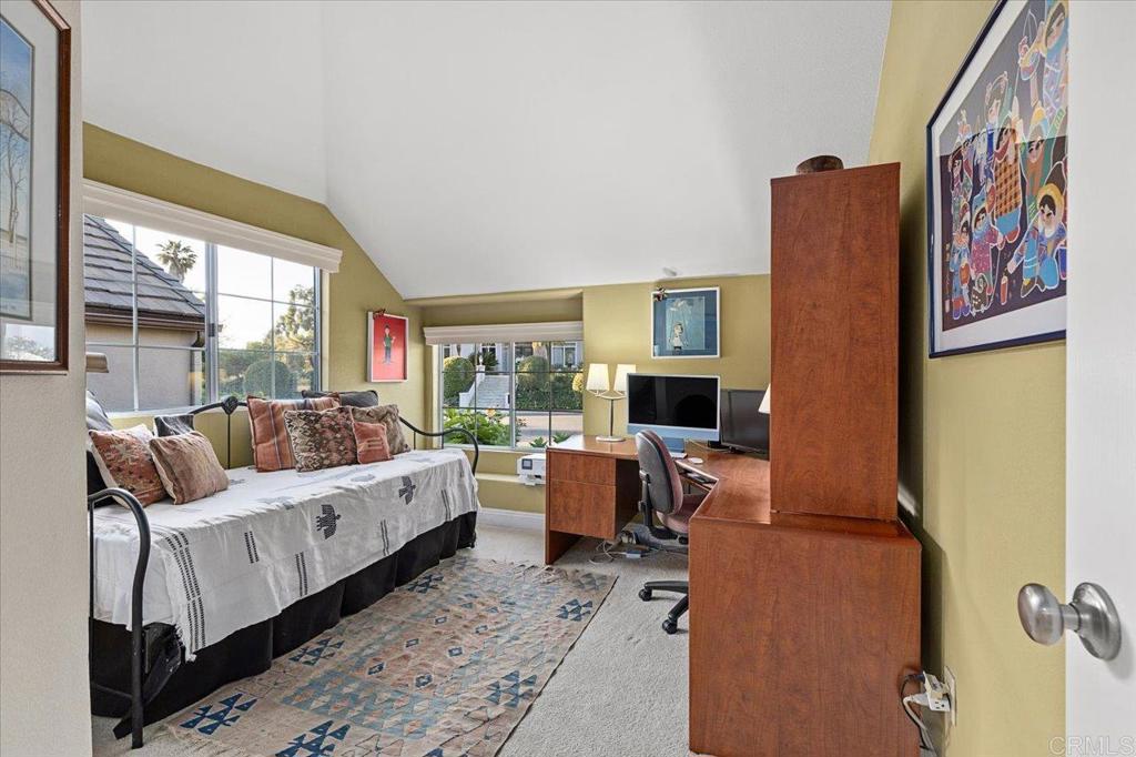 1187 La Granada Dr