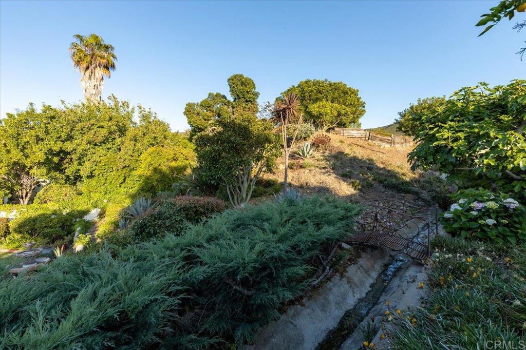 1187 La Granada Dr