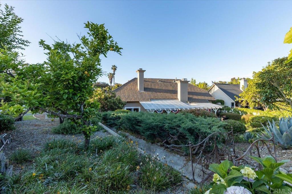 1187 La Granada Dr