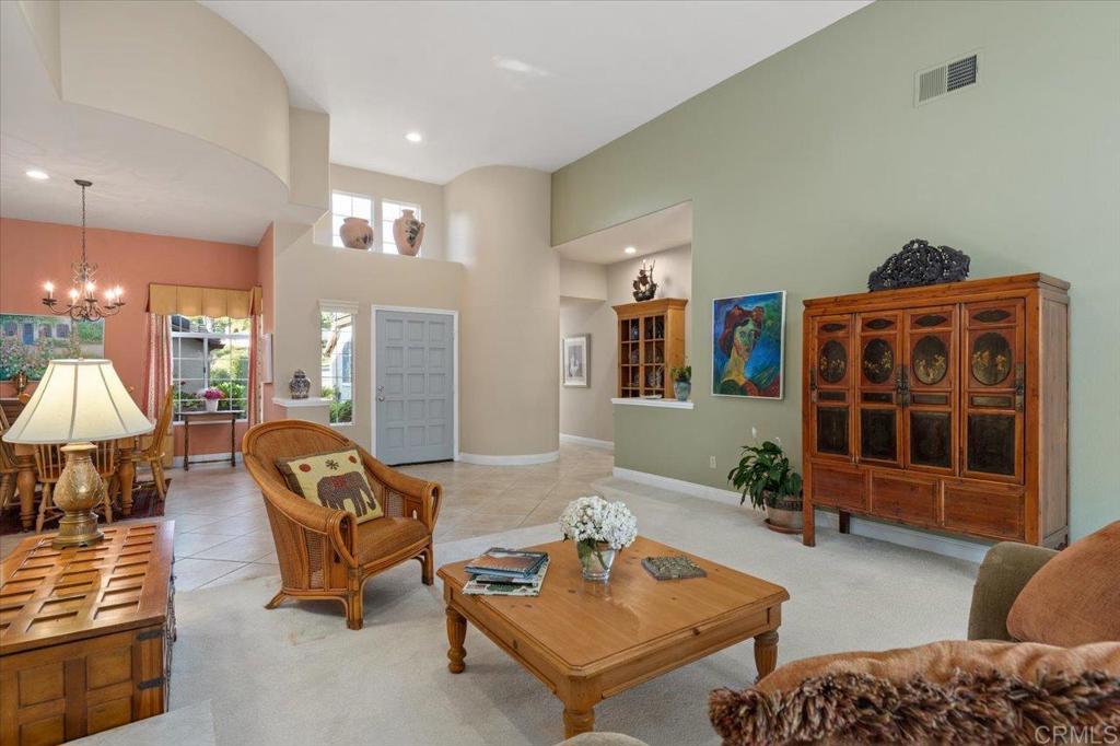 1187 La Granada Dr