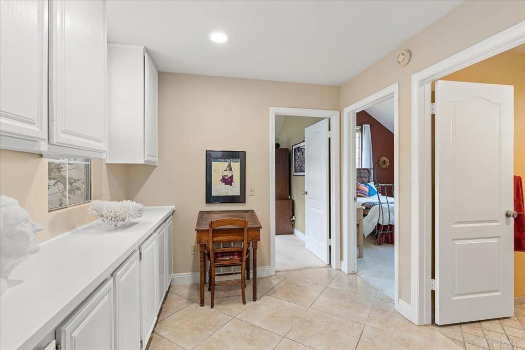1187 La Granada Dr