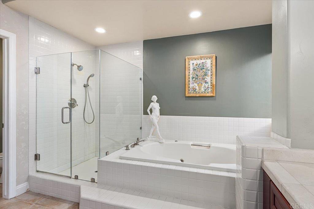 1187 La Granada Dr