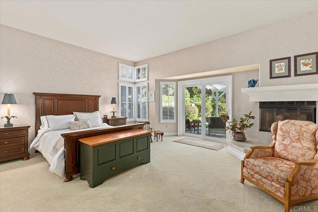 1187 La Granada Dr
