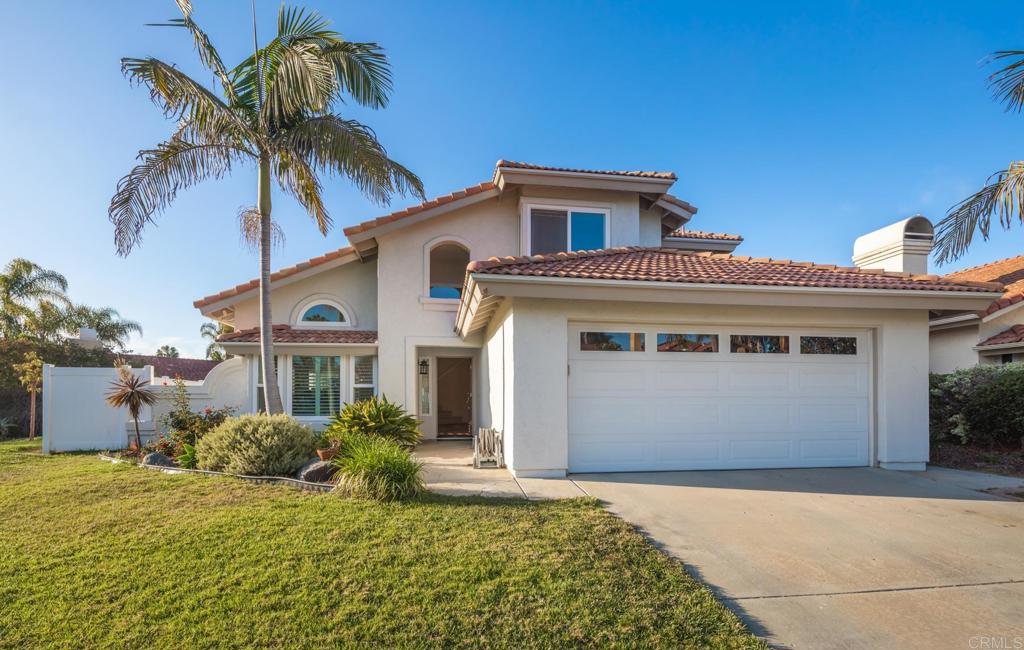 684 Poinsettia Park S