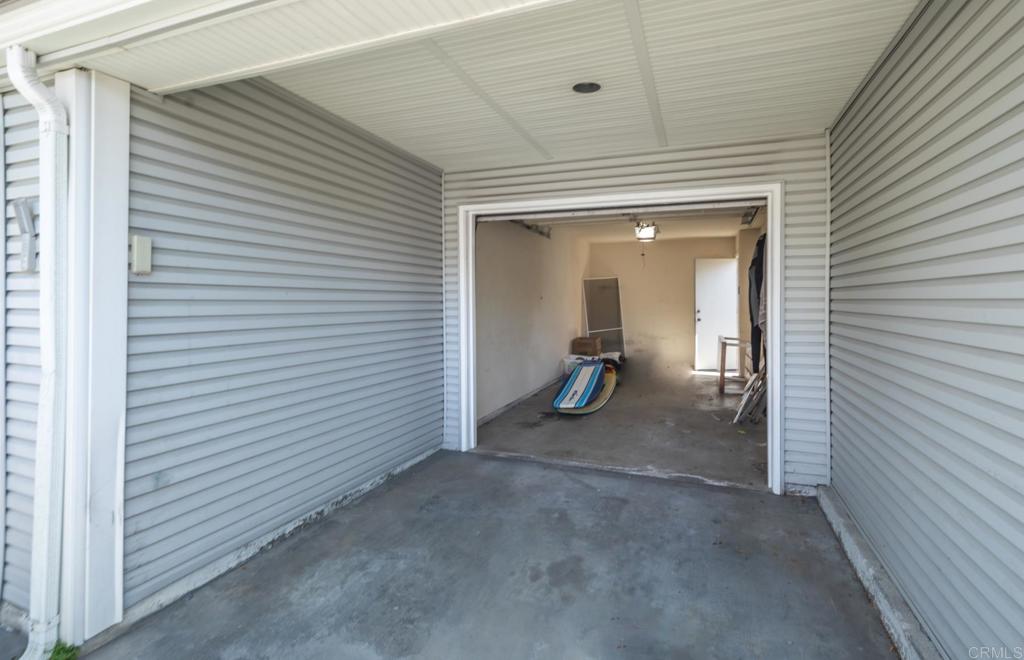 868 Chalcedony Street