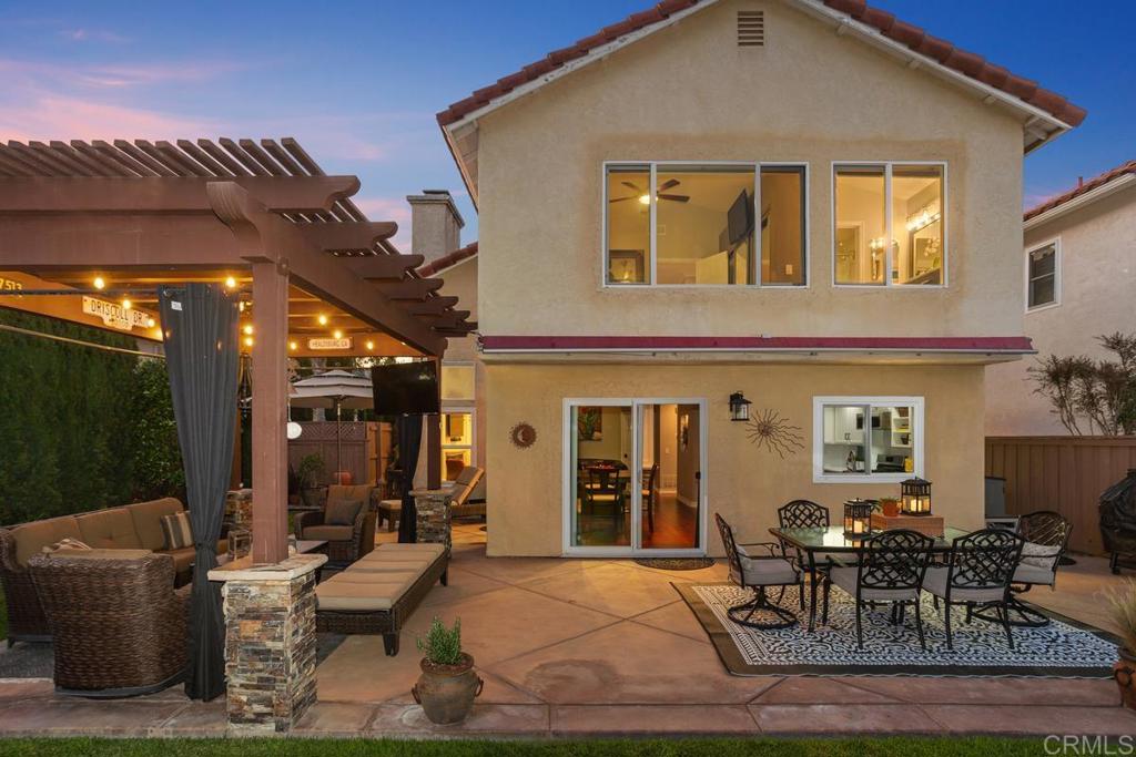 1582 Harbor Drive