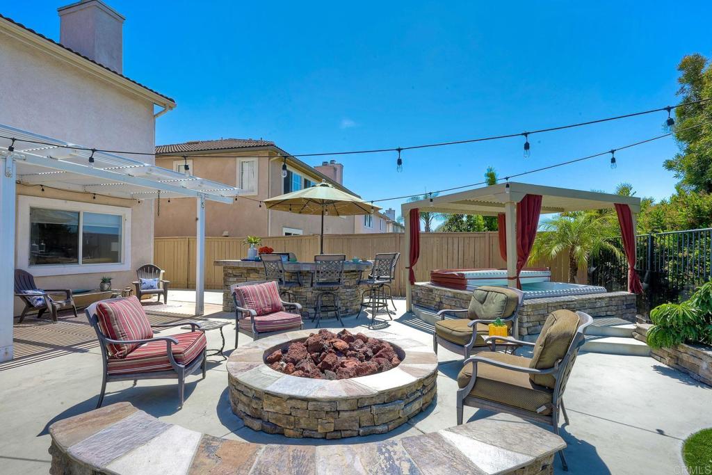 345 La Soledad Way