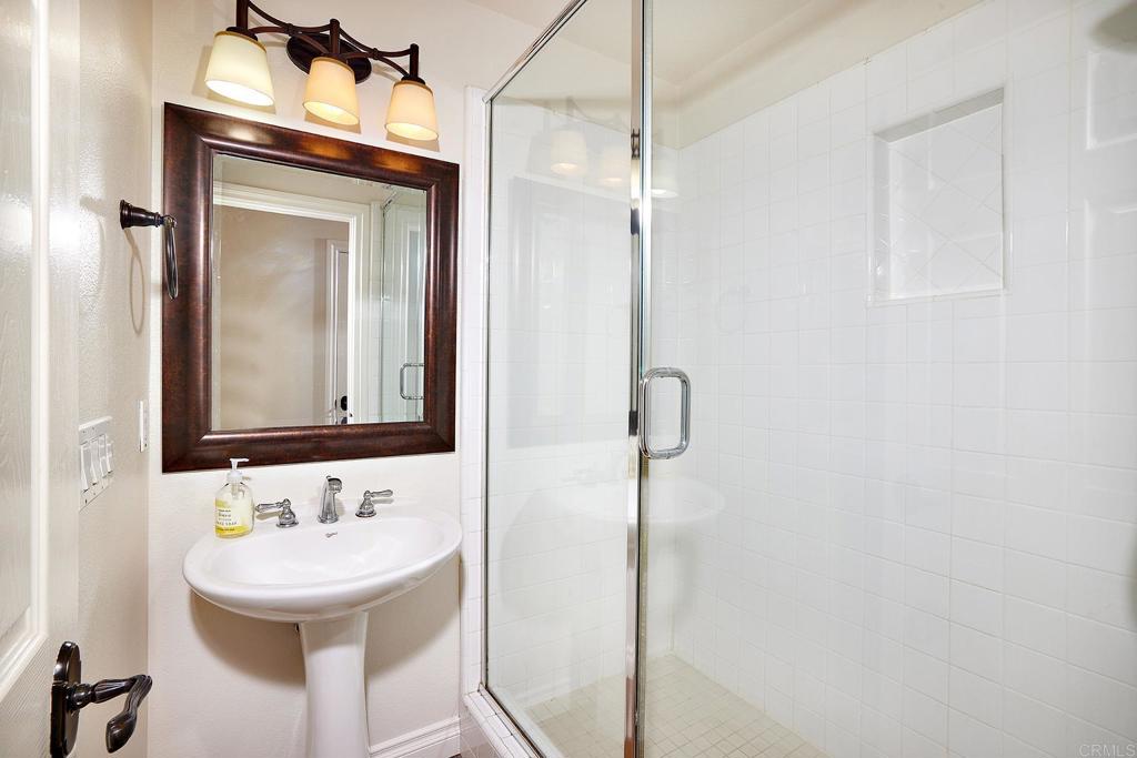 652 Seaward