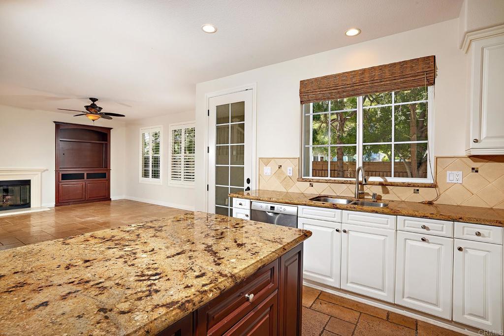 652 Seaward