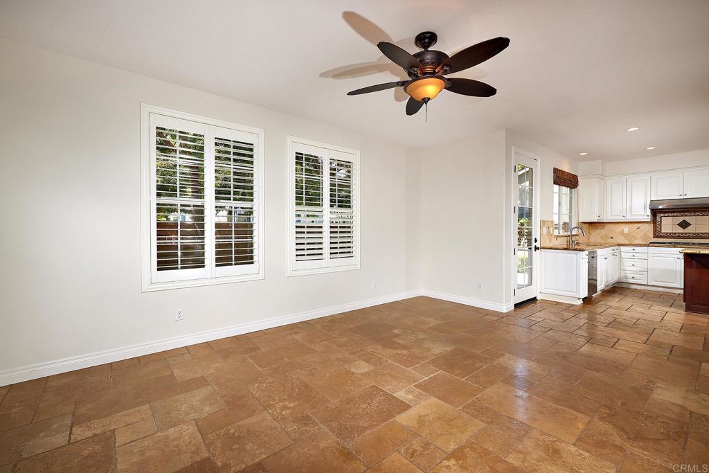 652 Seaward