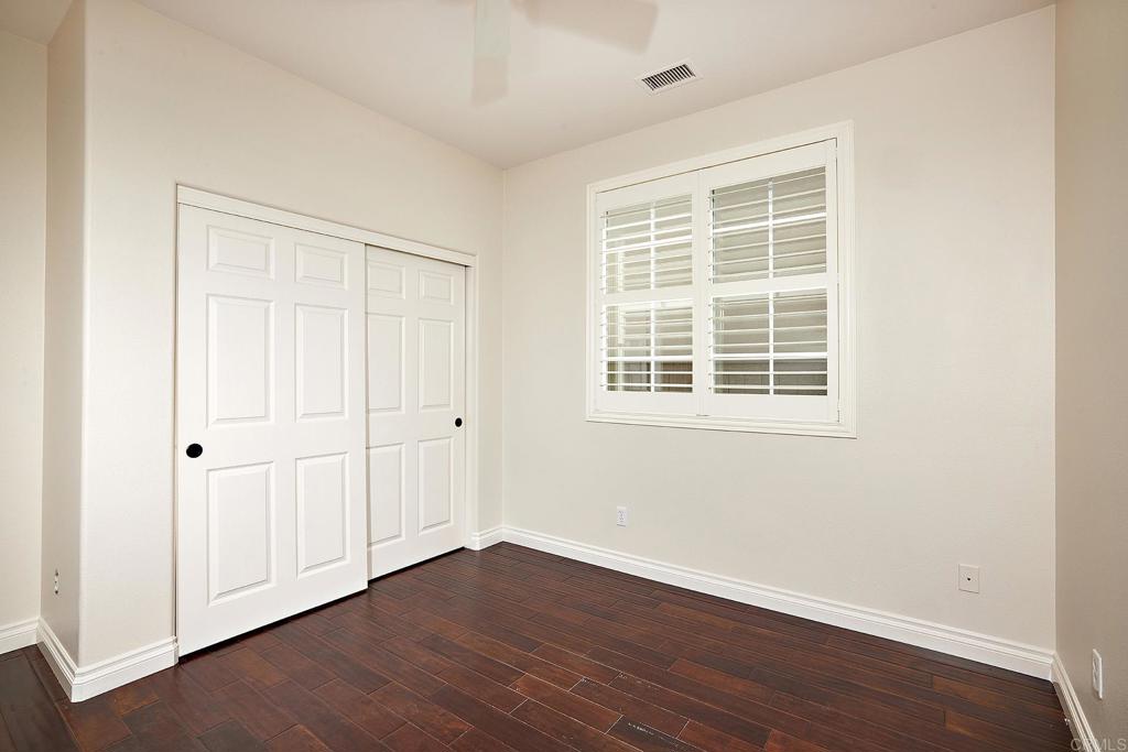 652 Seaward