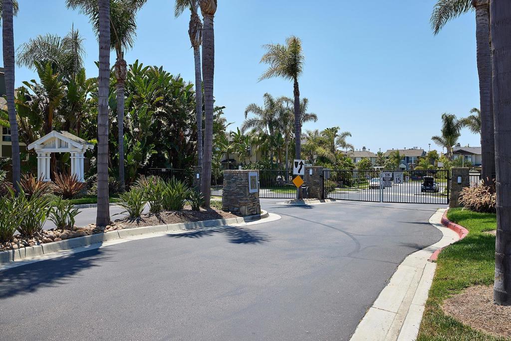 652 Seaward