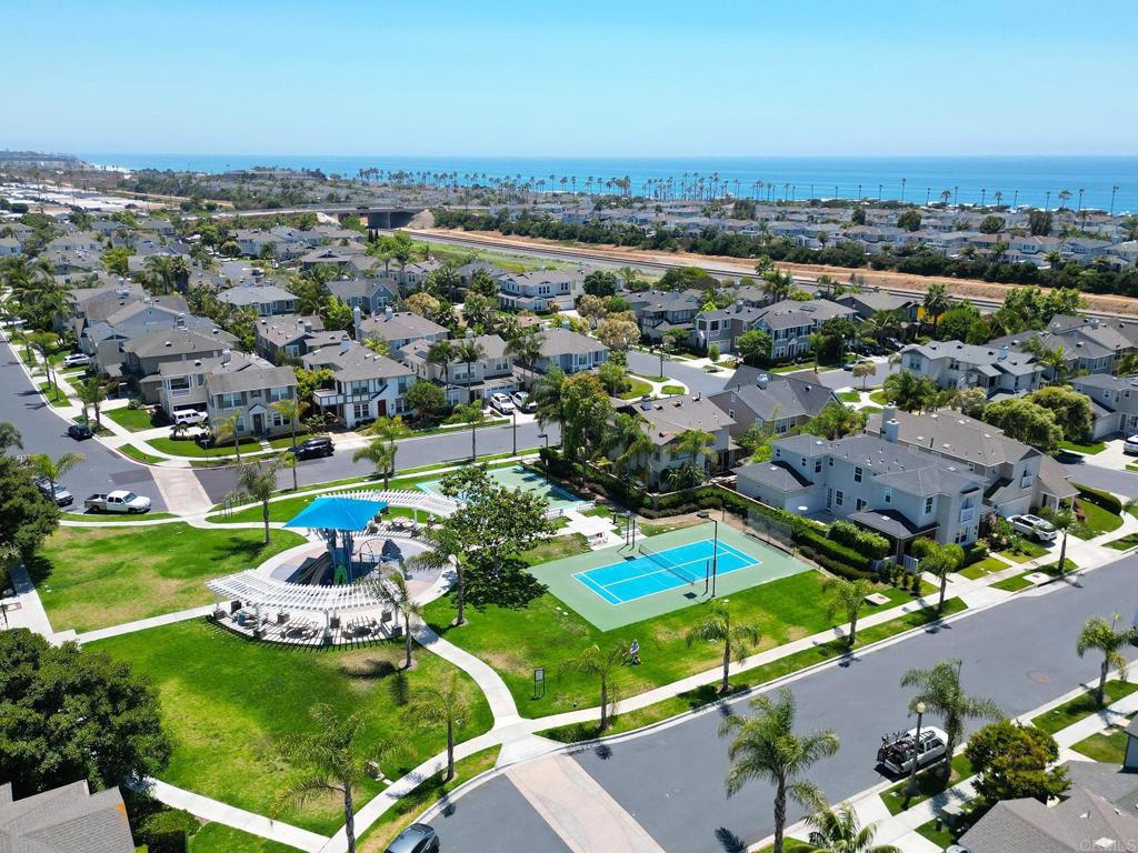 652 Seaward