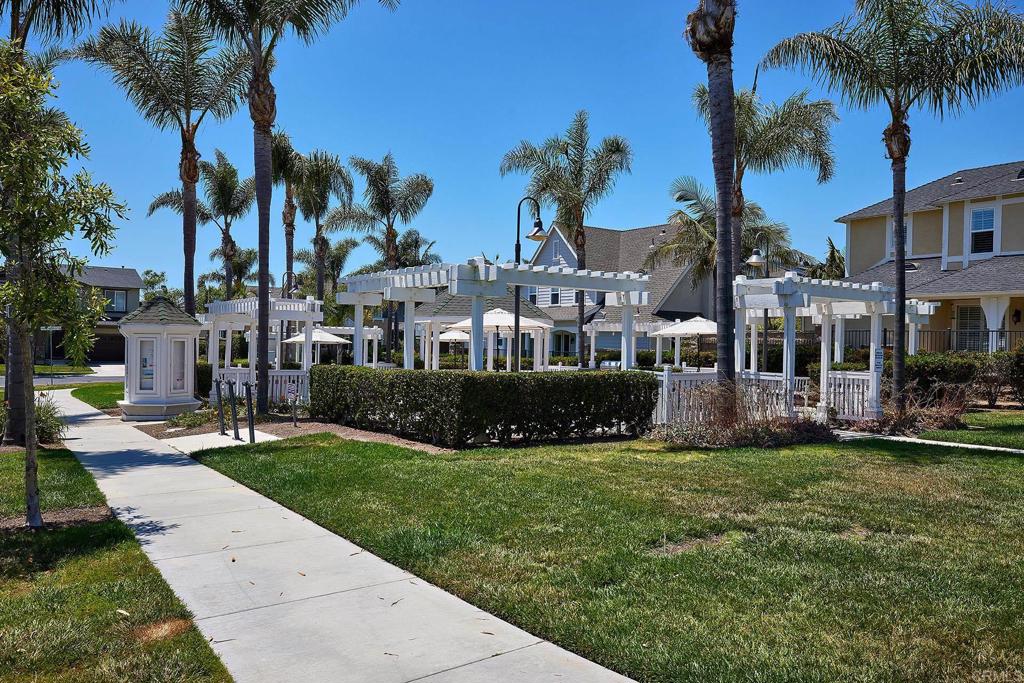 652 Seaward