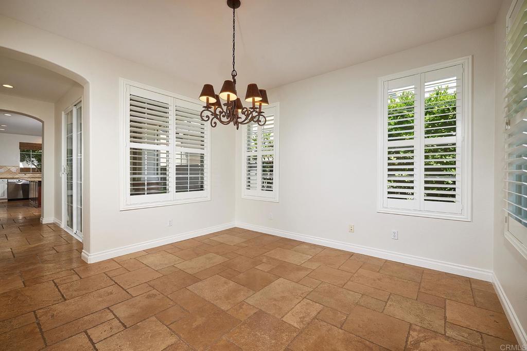 652 Seaward