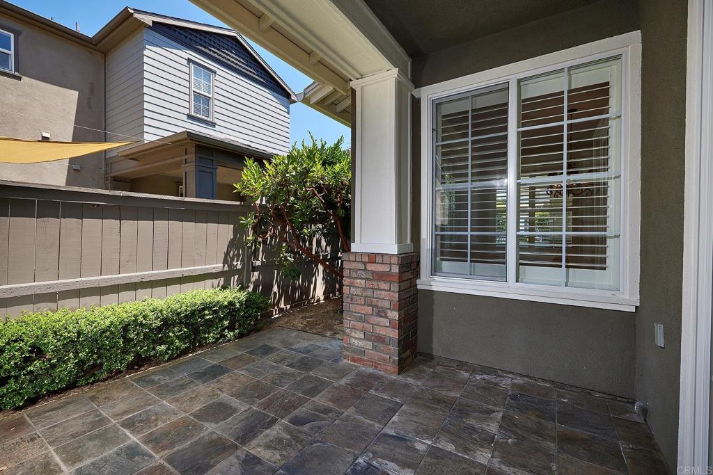 652 Seaward