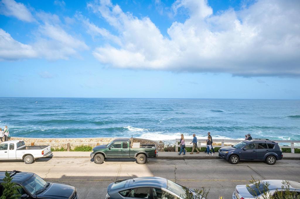 909 Coast Boulevard