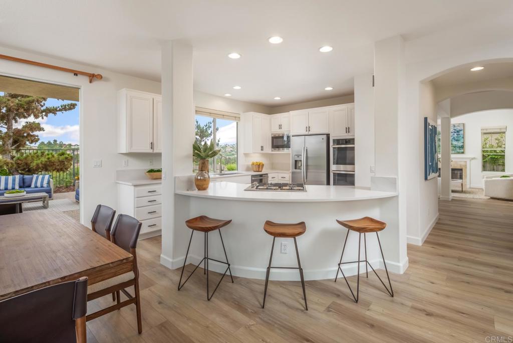 2279 Camino Robledo