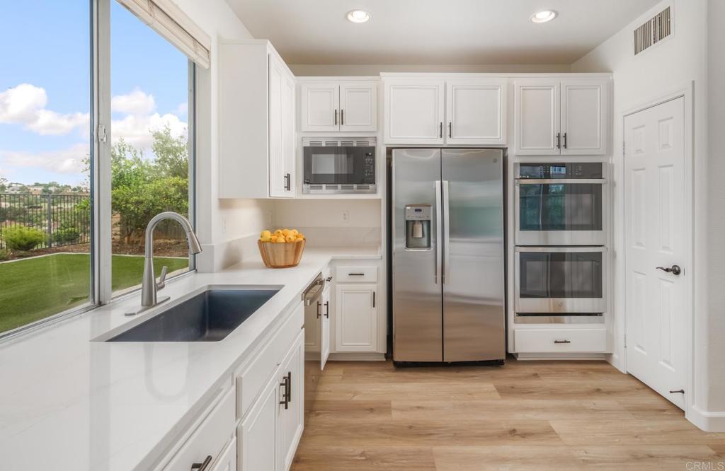 2279 Camino Robledo