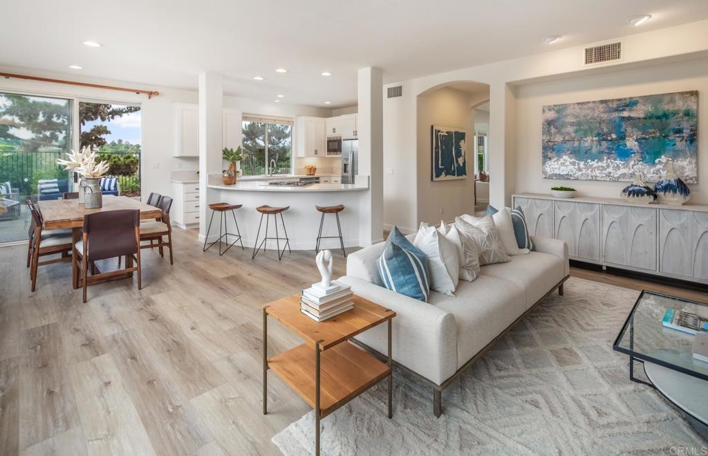 2279 Camino Robledo