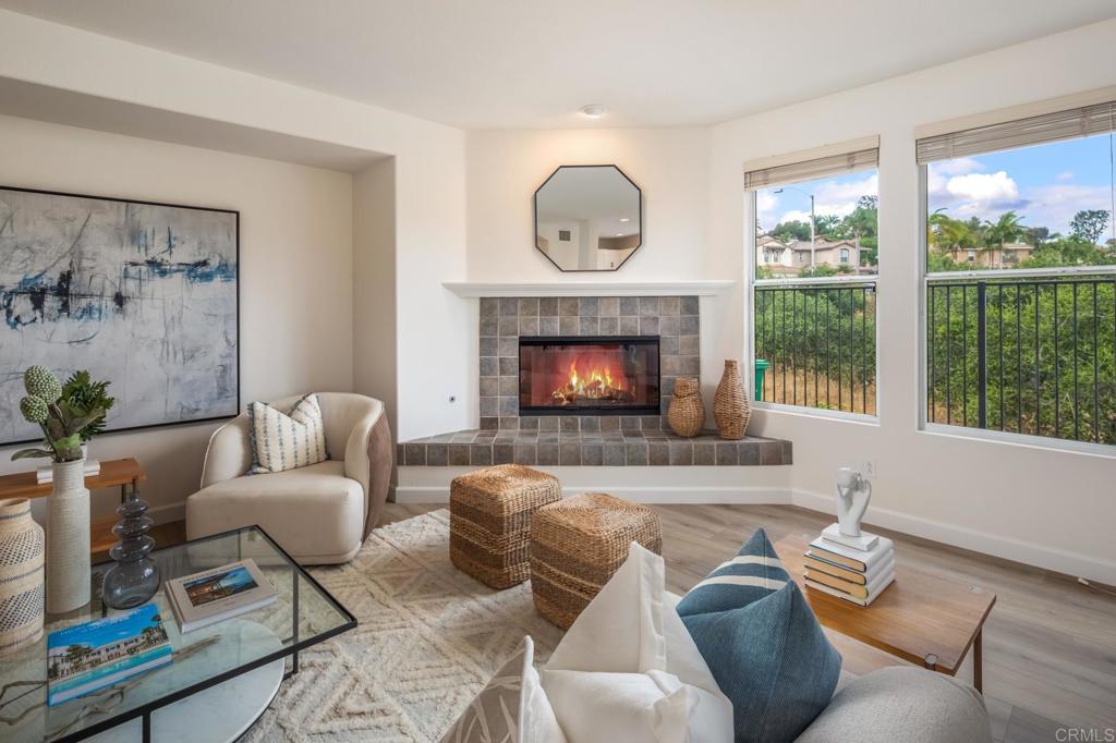 2279 Camino Robledo