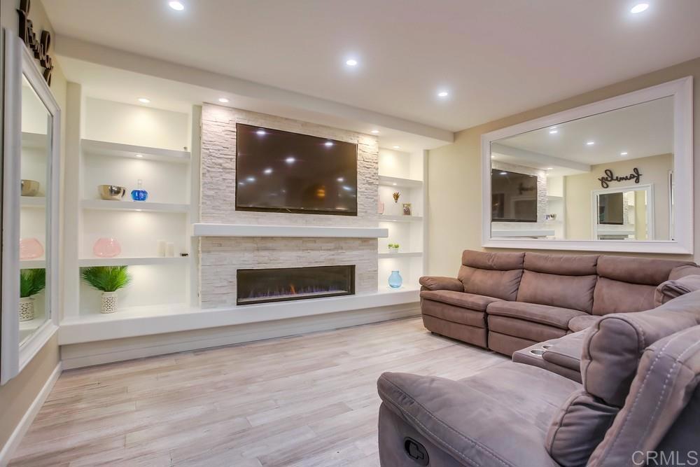 5041 Bella Collina