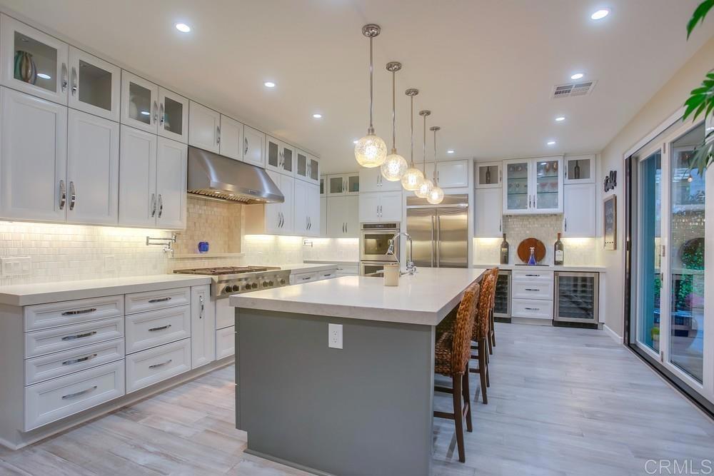 5041 Bella Collina