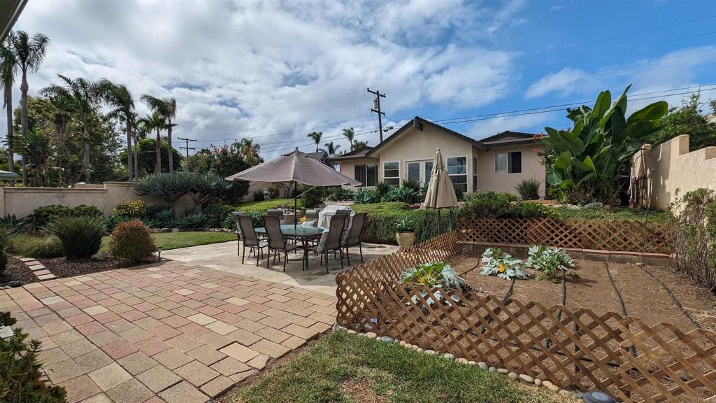 5239 41 El Arbol Dr