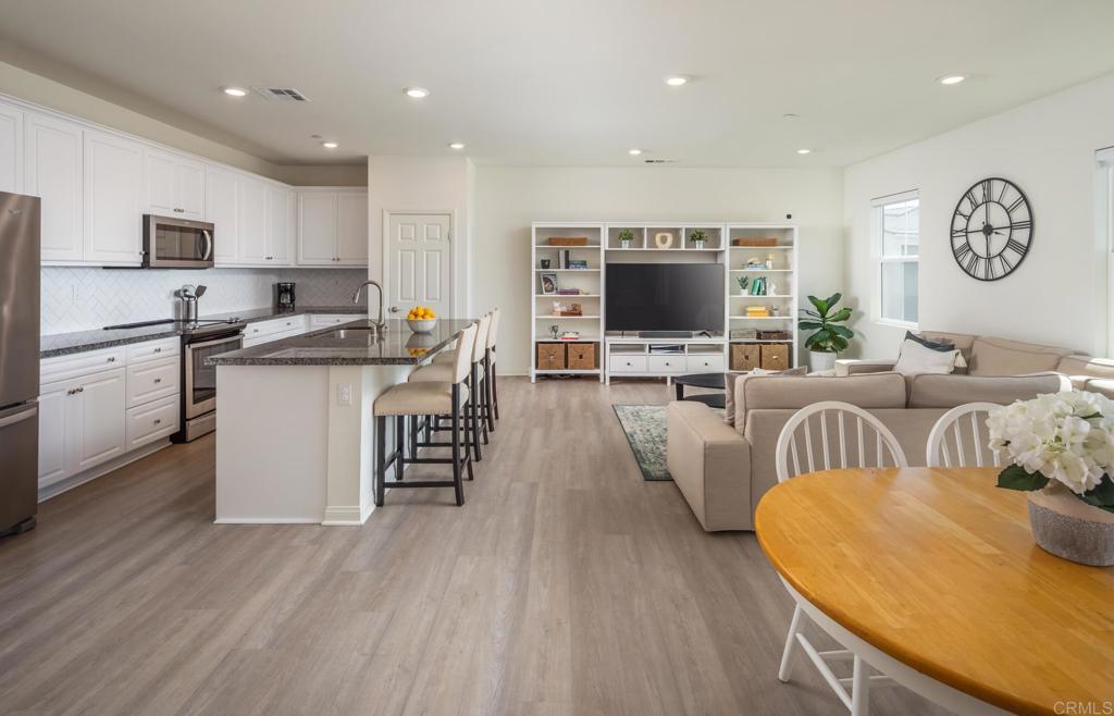 371 Fitzpatrick Road Unit: 103