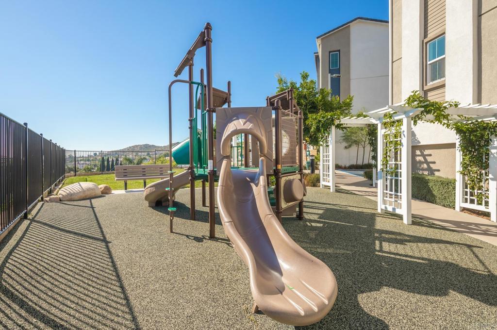 371 Fitzpatrick Road Unit: 103
