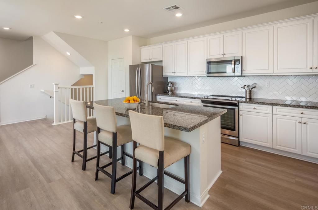 371 Fitzpatrick Road Unit: 103