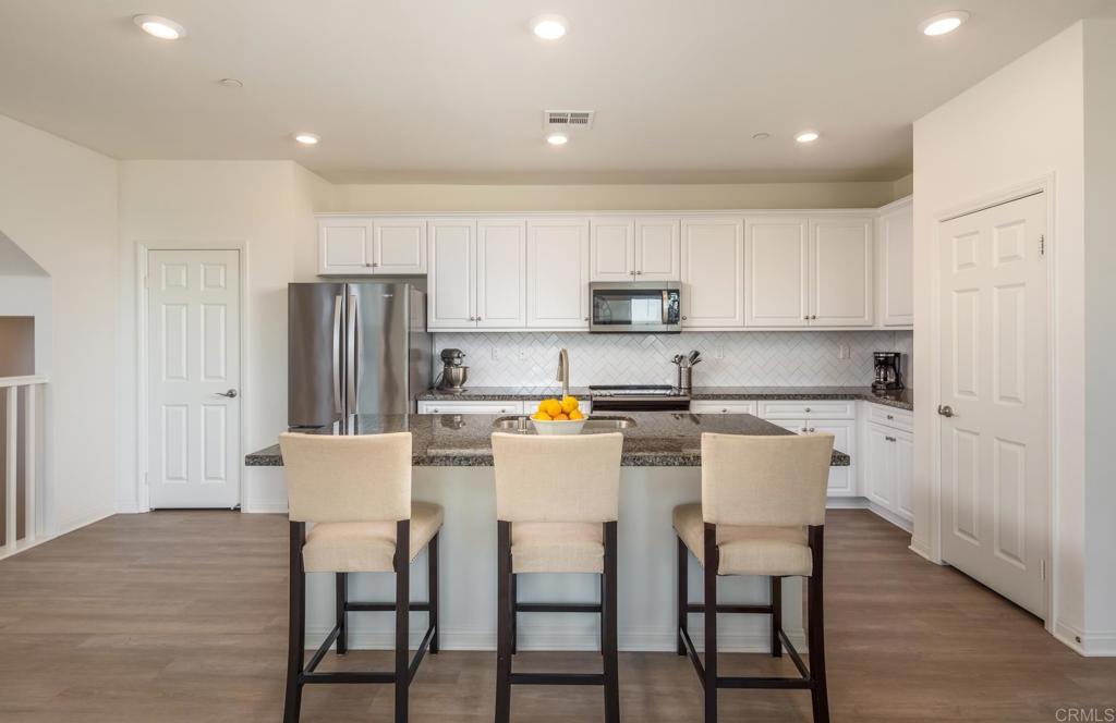 371 Fitzpatrick Road Unit: 103