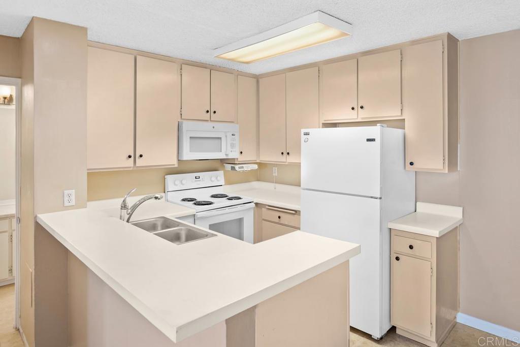 1775 Diamond Street Unit: 126