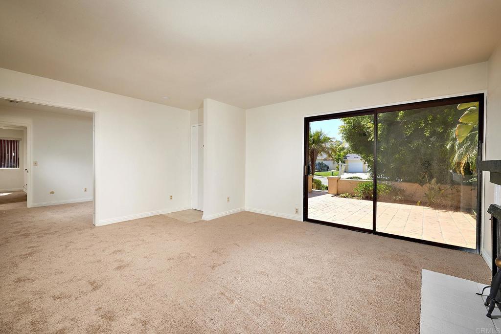 325 Village Run E