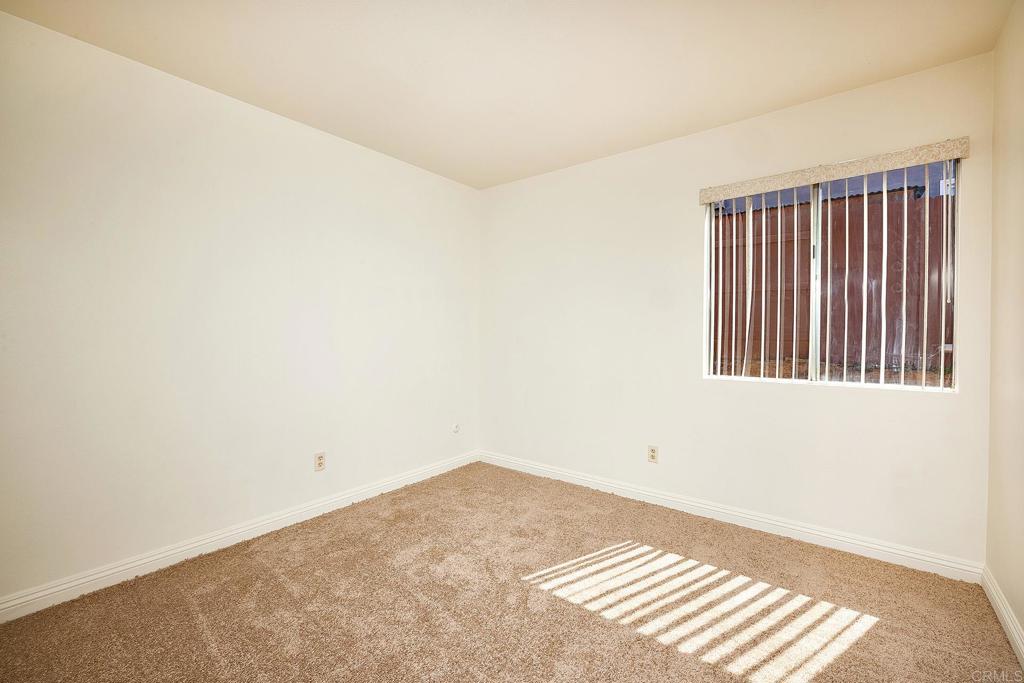 325 Village Run E