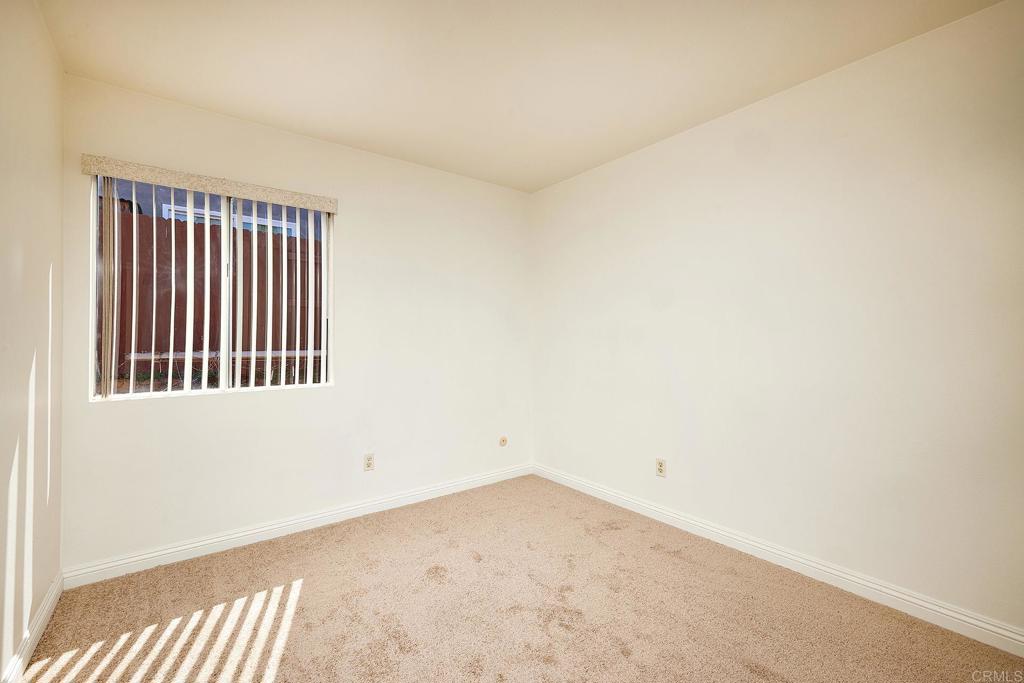 325 Village Run E