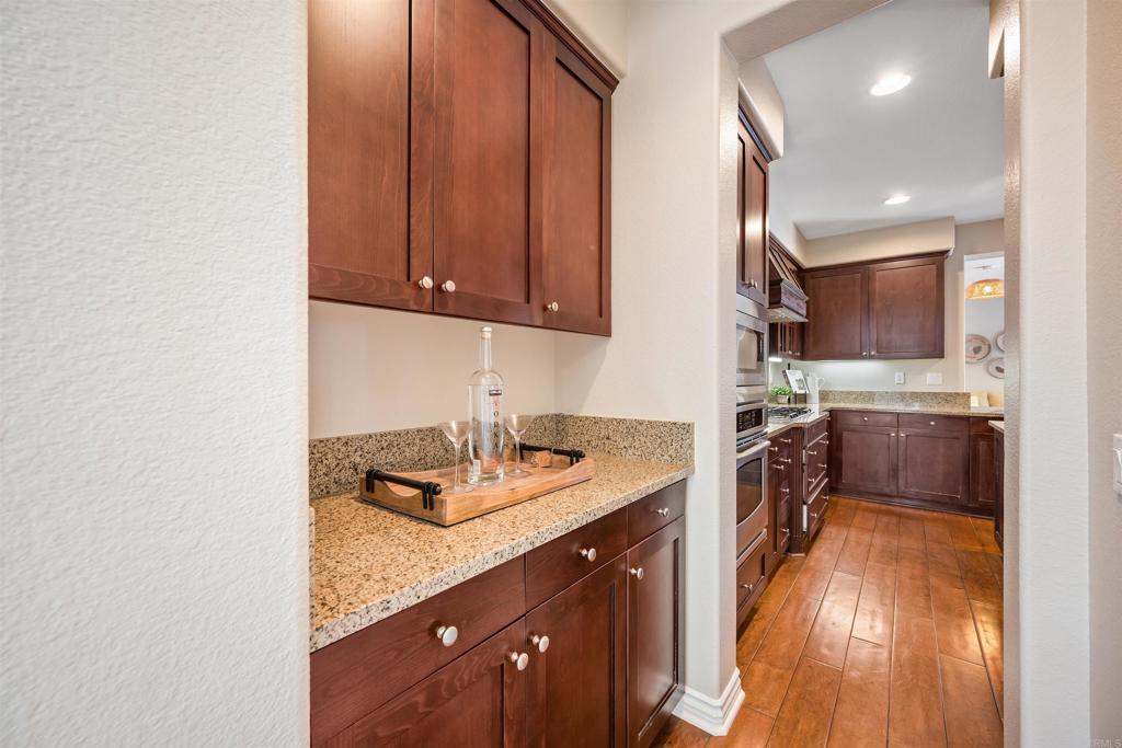 2712 Bressi Ranch Way