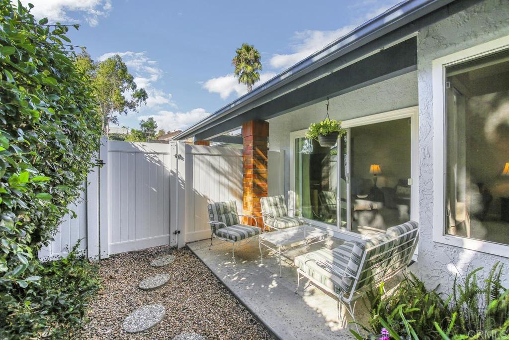 352 Leeward Court
