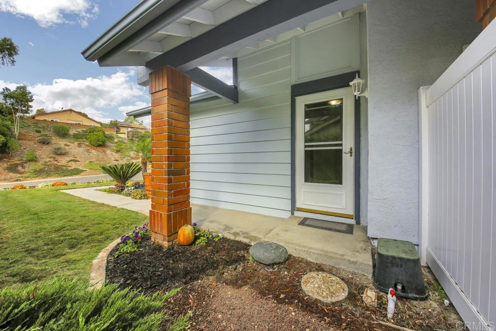 352 Leeward Court