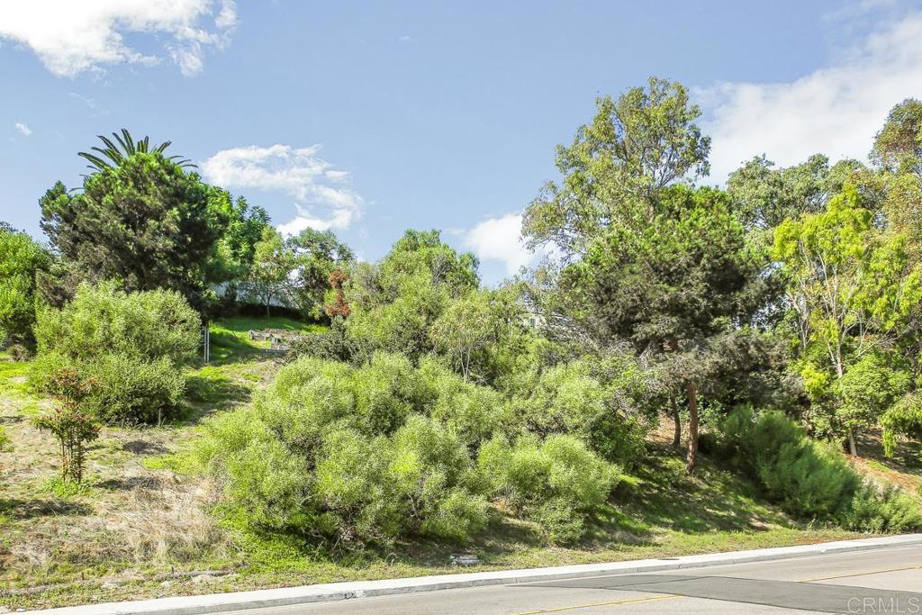 352 Leeward Court