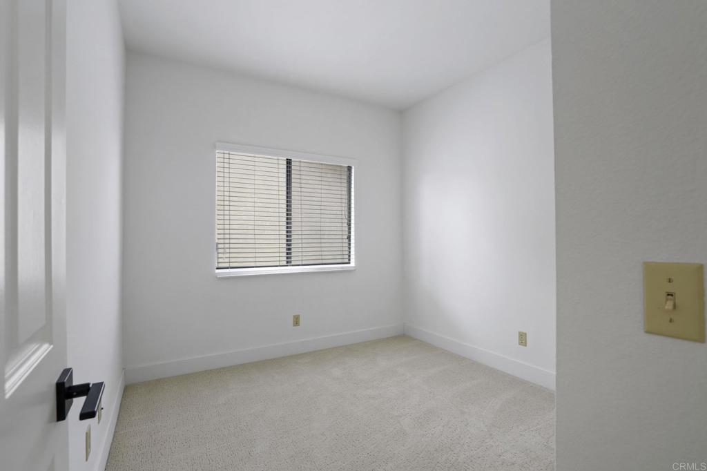 943 Alyssum Road