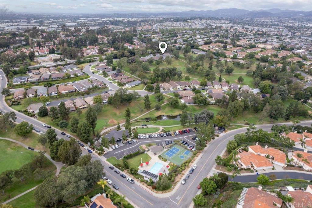 1227 La Casa Dr