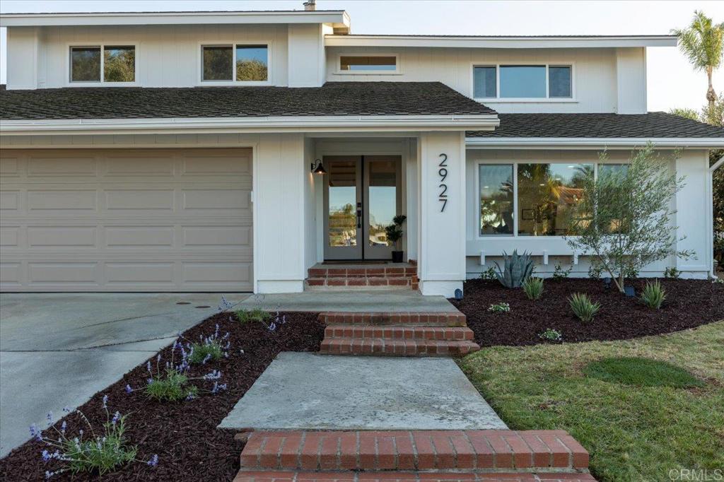 2927 Levante St