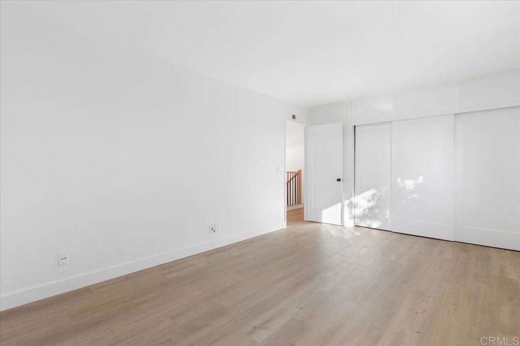 2927 Levante St