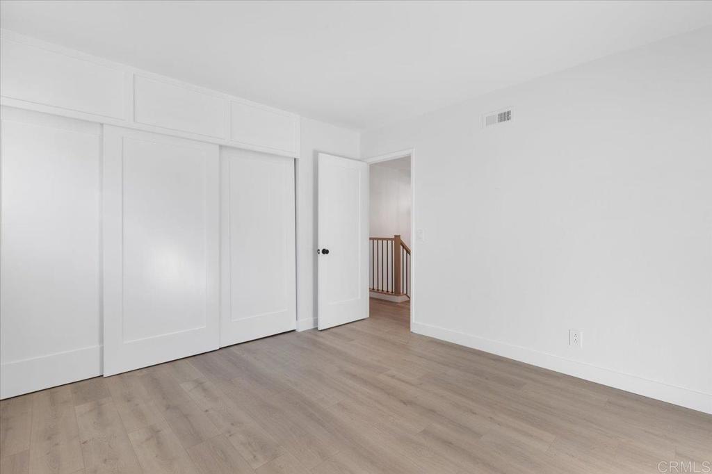2927 Levante St