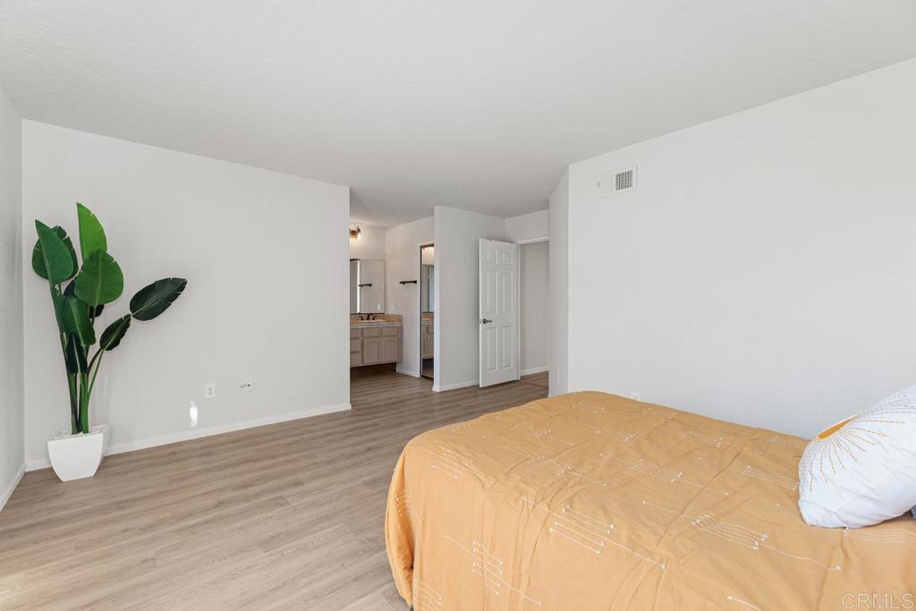 1402 Village View Road