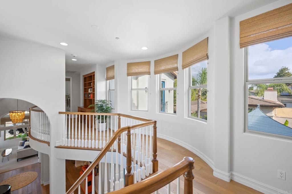 493 Warwick Ave