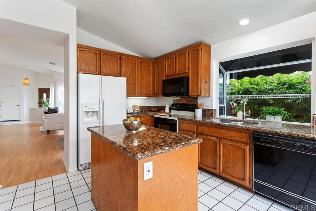 3768 Via Cabrillo