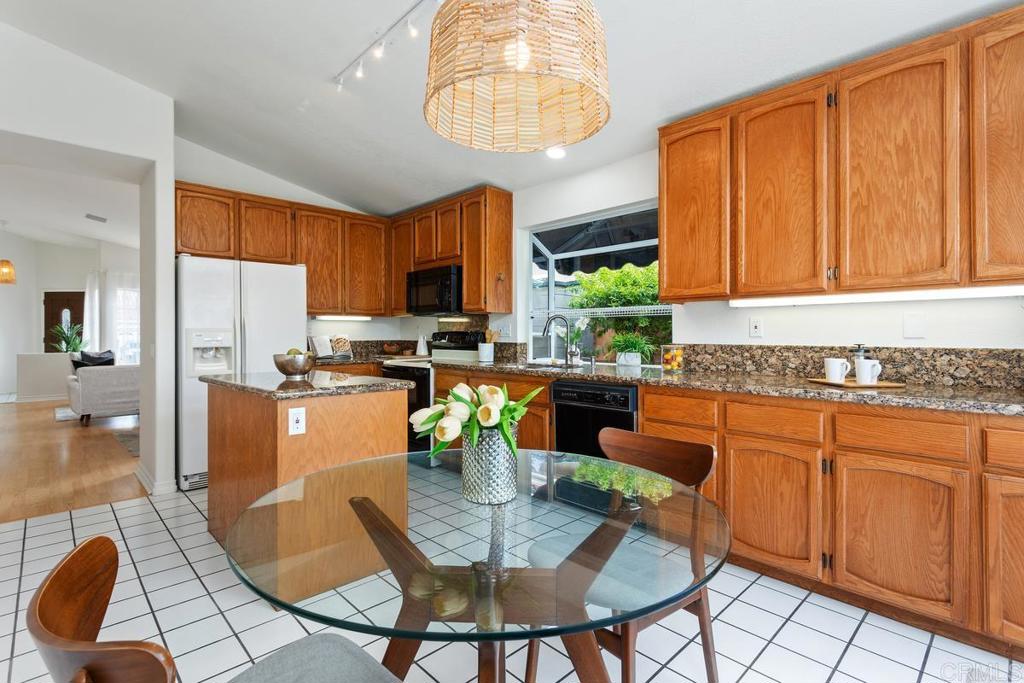 3768 Via Cabrillo